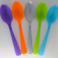 Amscan 20 Sturdy Plastic Spoons in Purple, Party